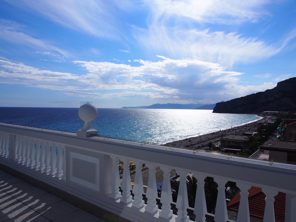 Lido Resort Finale Ligure Εξωτερικό φωτογραφία