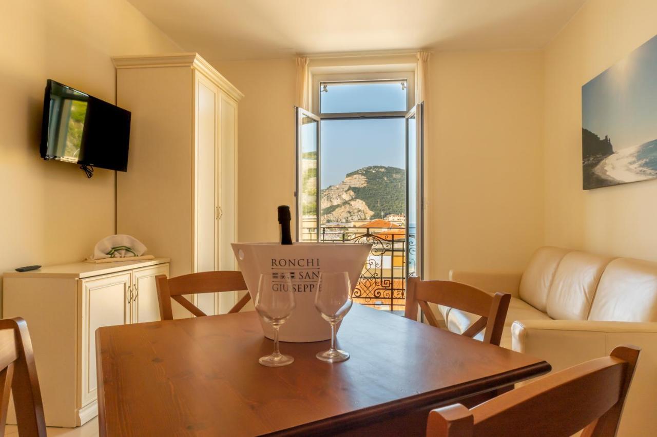 Lido Resort Finale Ligure Εξωτερικό φωτογραφία