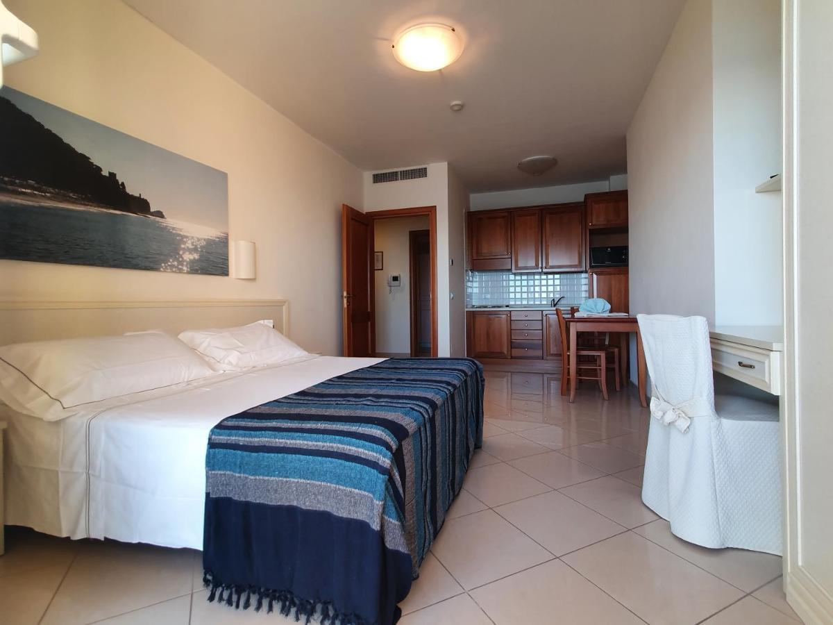 Lido Resort Finale Ligure Εξωτερικό φωτογραφία