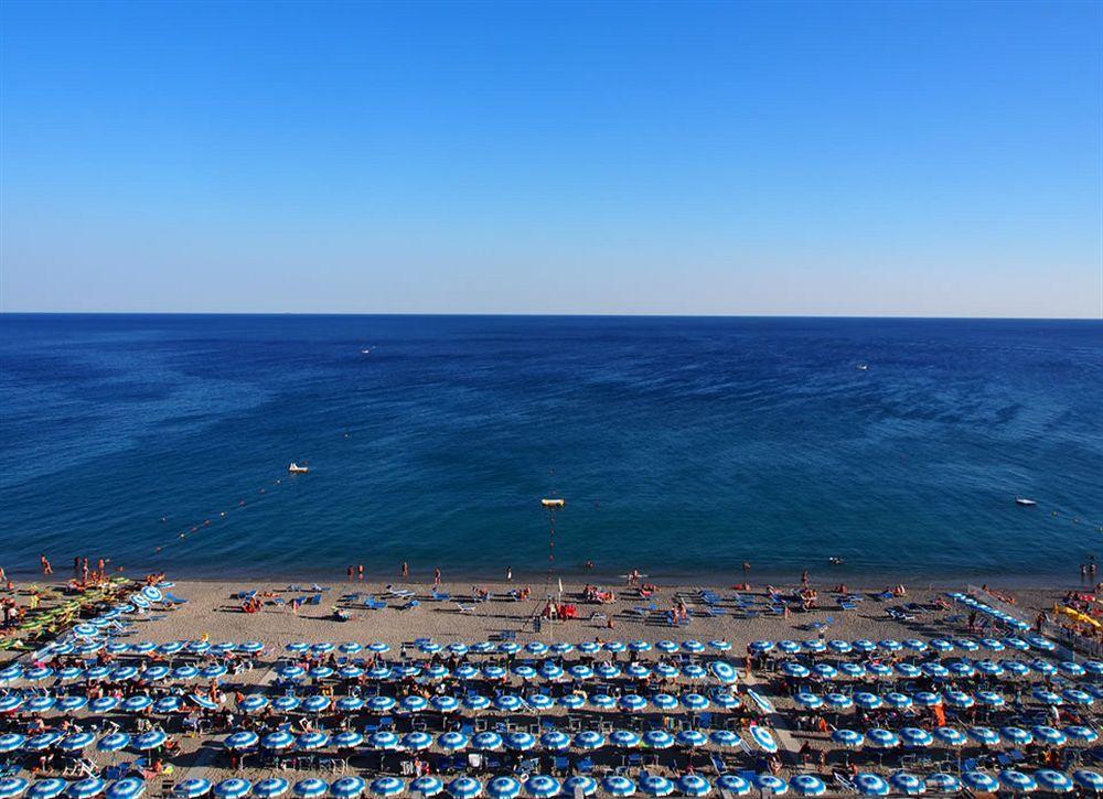 Lido Resort Finale Ligure Εξωτερικό φωτογραφία
